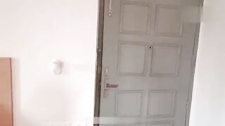 delivery boy fucked sexy girl