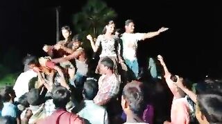 After seeing the pussy there was a naked dance - hot video
