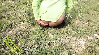 Fucking friend's sister in the field