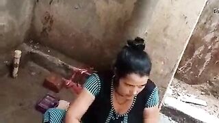 Bihari aunty sexy boobs