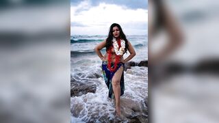 Saroni Roy Nude Flashes Her Big Boobs in Public