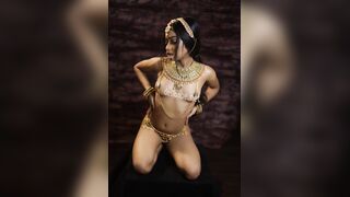 Riya Dutta Nude Striptease her Boobs & Ass Video