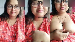 Rubi Chamet Nude Stripping Showing her Boobs and Pussy Video